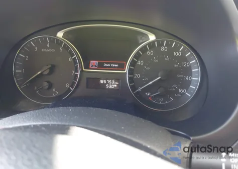 2015 Nissan Altima 2.5/2.5 S/2.5 Sl/2.5 Sv из США, поврежденный, VIN 1N4AL3AP4FC260679